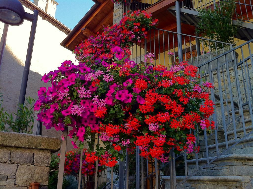 B&B Al Castel Pont-Saint-Martin Kültér fotó