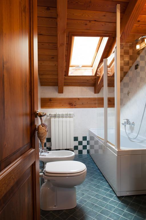 B&B Al Castel Pont-Saint-Martin Szoba fotó
