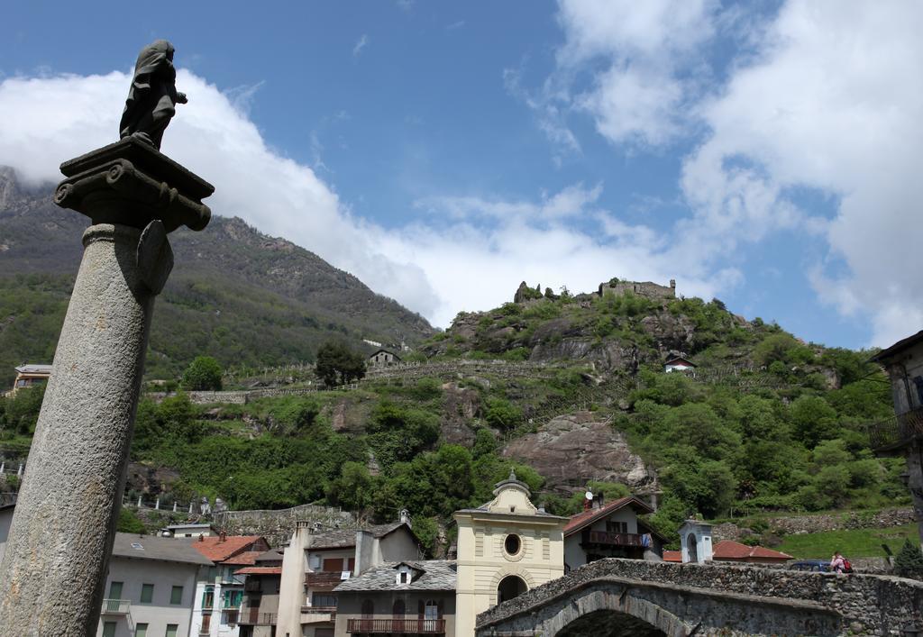 B&B Al Castel Pont-Saint-Martin Kültér fotó